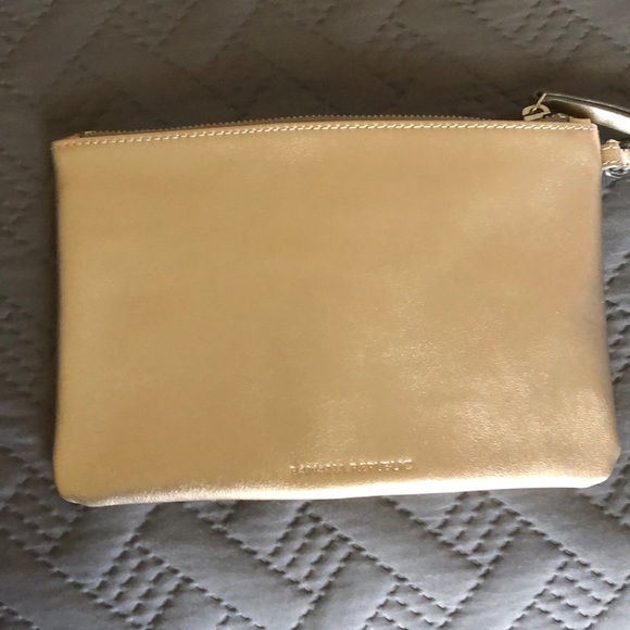 Brand new wristlet - Picture 2 of 3